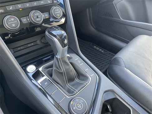 Used 2023 Volkswagen Taos SEL image 22