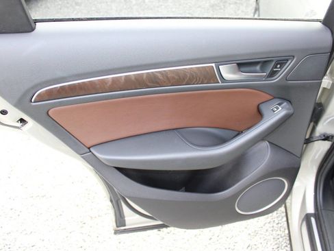 Used 2016 Audi Q5 2.0T Premium Plus w/ Technology Package image 24