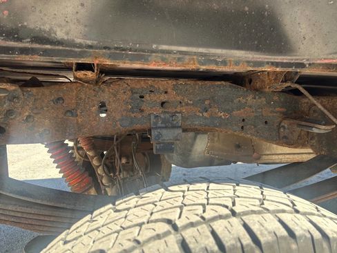 Used 2002 Ford F250 XL AWD/4WD image 9