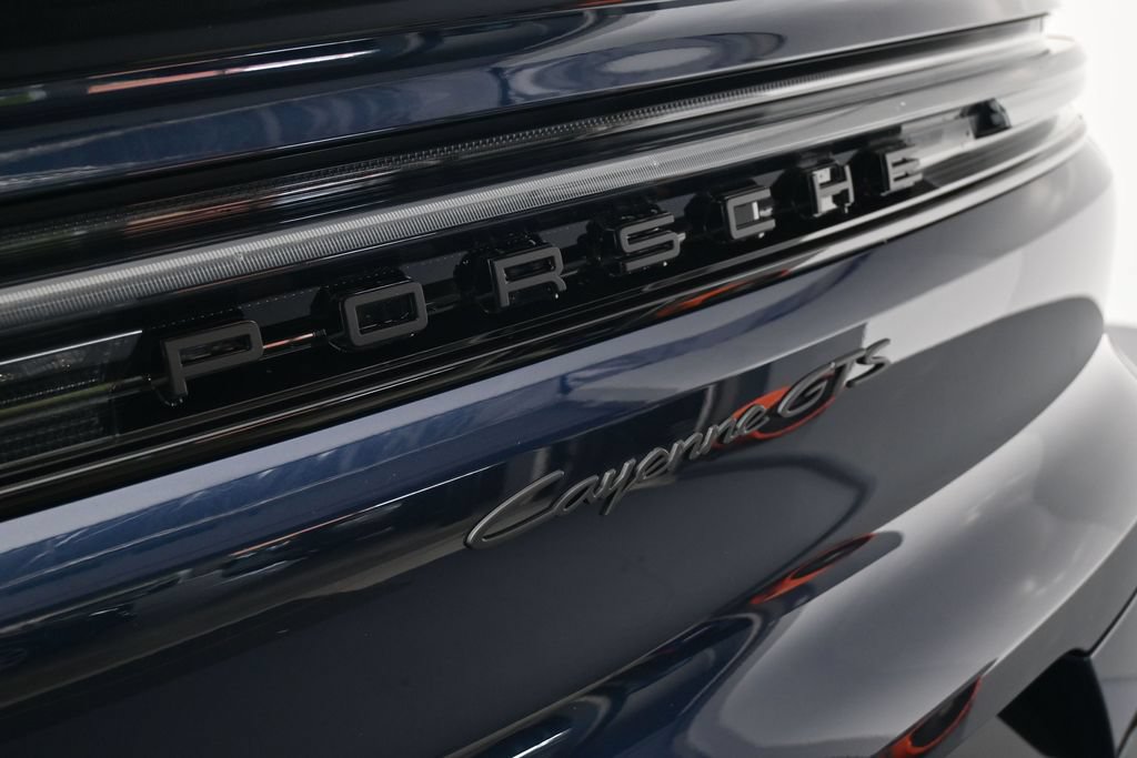Certified 2026 Porsche Cayenne GTS AWD/4WD image 36