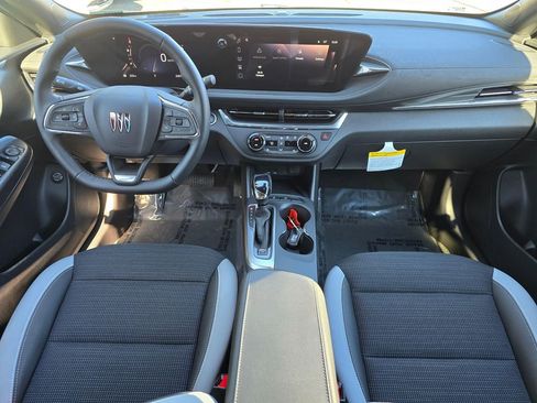 Used 2026 Buick Envista Preferred w/ Convenience I Package image 17