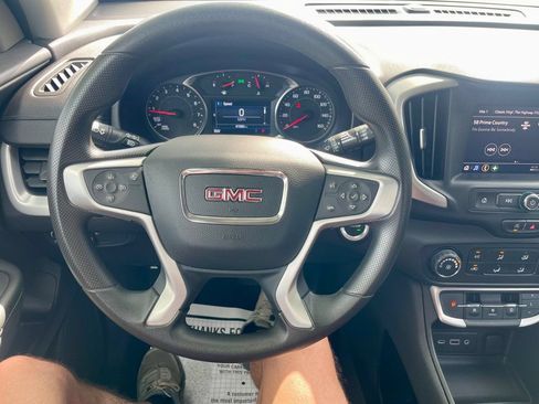 Used 2024 GMC Terrain SLE FWD image 14