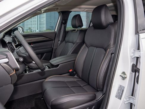 New 2026 MAZDA CX-50 AWD 2.5 Hybrid w/ Weather Package image 6