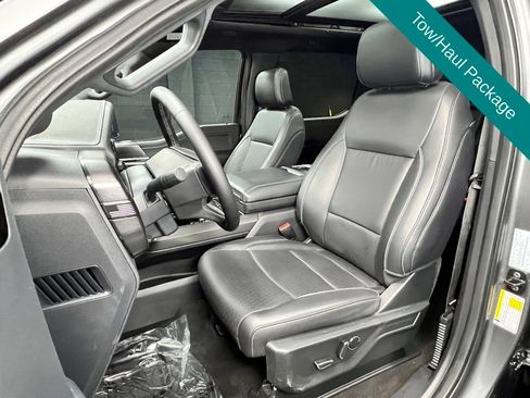 Used 2025 Ford F150 Lariat w/ Equipment Group 502A High AWD/4WD image 7