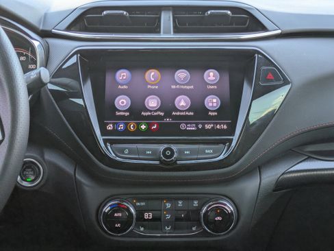 Used 2021 Chevrolet TrailBlazer RS w/ Technology Package image 5