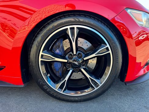 Used 2017 Ford Mustang GT Premium w/ Equipment Group 401A image 14