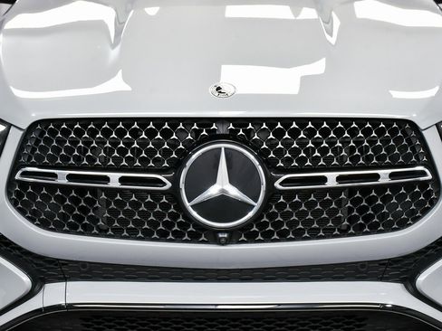 Used 2024 Mercedes-Benz GLE 450 4MATIC image 74