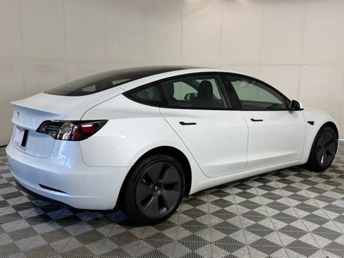 Used 2023 Tesla Model 3 Standard Range RWD image 6