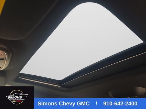 Used 2024 Dodge Durango GT AWD/4WD image 17