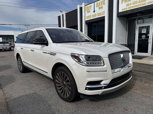 Used 2019 Lincoln Navigator L Reserve image 4