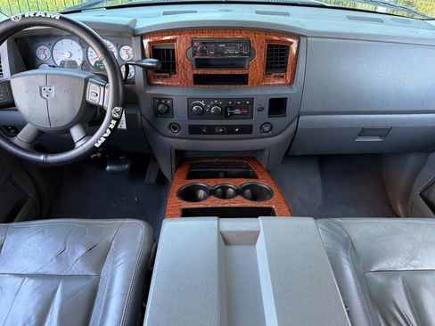Used 2007 Dodge Ram 3500 Truck Laramie w/ Protection Group AWD/4WD image 14