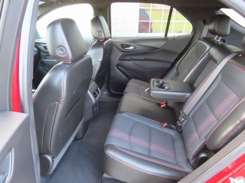 Used 2023 Chevrolet Equinox RS image 23