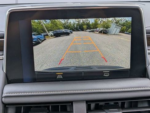 Used 2023 Chevrolet Tahoe Premier AWD/4WD image 22