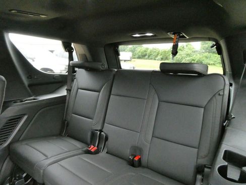New 2026 Chevrolet Tahoe High Country AWD/4WD image 15