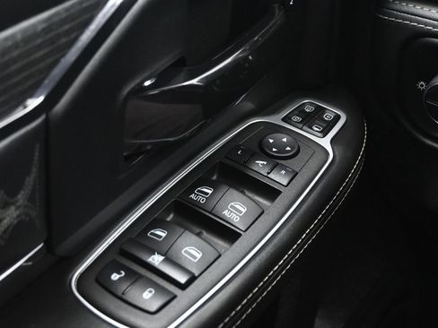 Used 2023 RAM 2500 Limited image 23