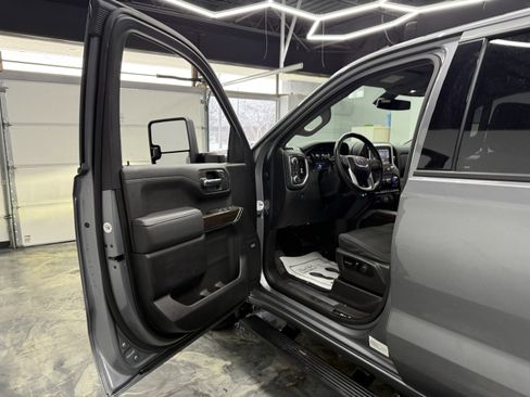 Used 2021 GMC Sierra 1500 Elevation image 9