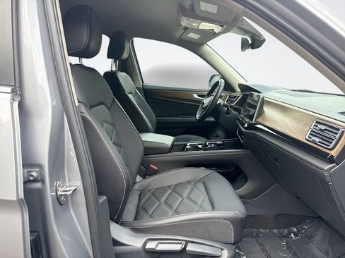 Used 2026 Volkswagen Atlas SE AWD/4WD image 25
