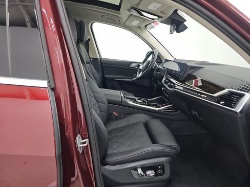 Used 2026 BMW X7 xDrive40i AWD/4WD image 9