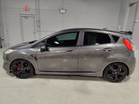 Used 2017 Ford Fiesta ST w/ ST Recaro Package FWD image 18