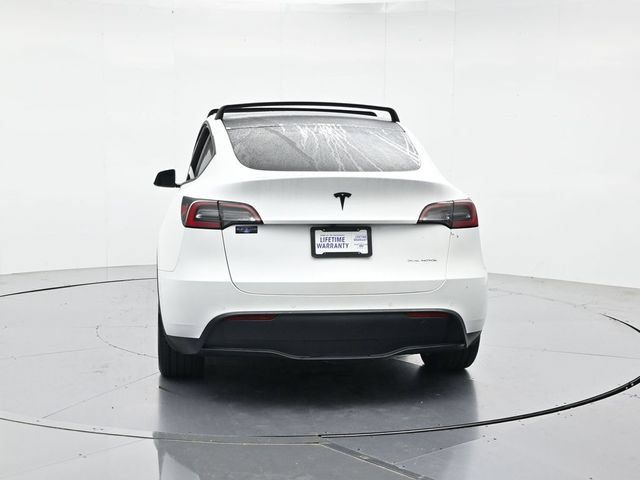 Used 2022 Tesla Model Y Long Range AWD/4WD image 8