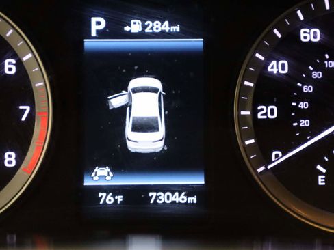 Used 2019 Hyundai Sonata SEL w/ Tech Package 02 FWD image 5