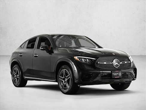 Certified 2024 Mercedes-Benz GLC 300 4MATIC image 3