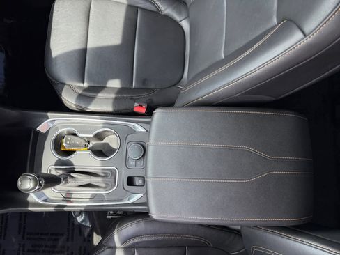 Used 2020 Chevrolet Traverse RS w/ LPO, Floor Liner Package FWD image 17