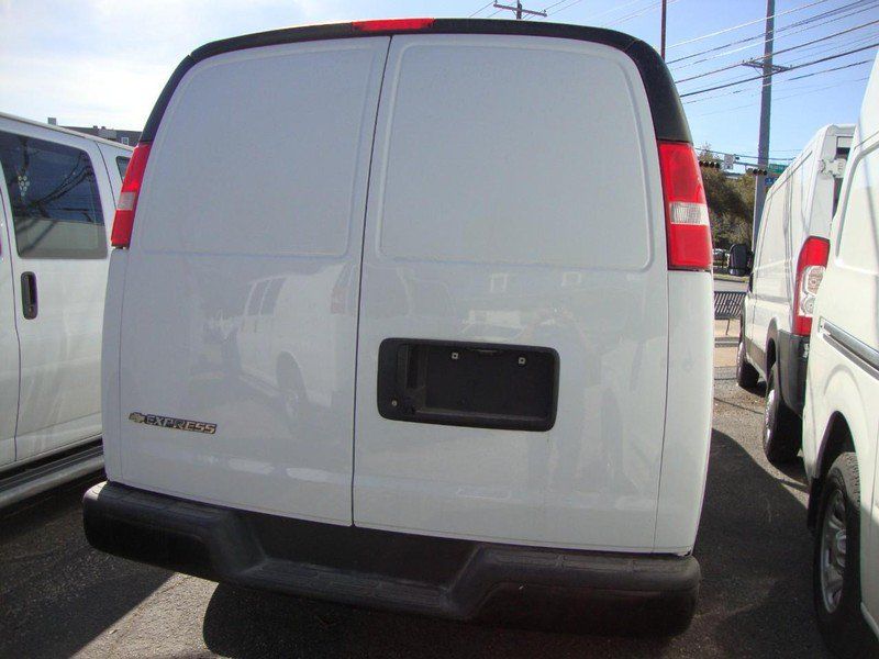 Used 2023 Chevrolet Express 2500 Extended w/ Driver Convenience Package RWD image 3