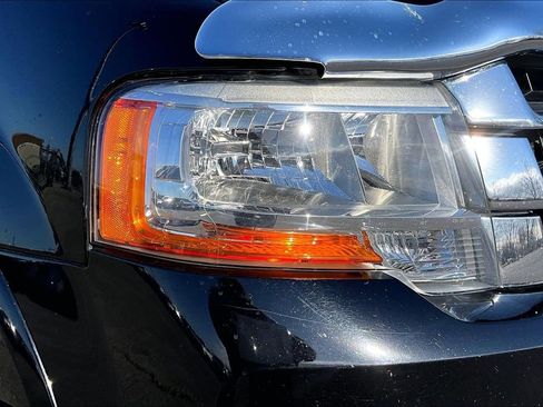 Used 2017 Ford Expedition XLT w/ Equipment Group 202A image 41