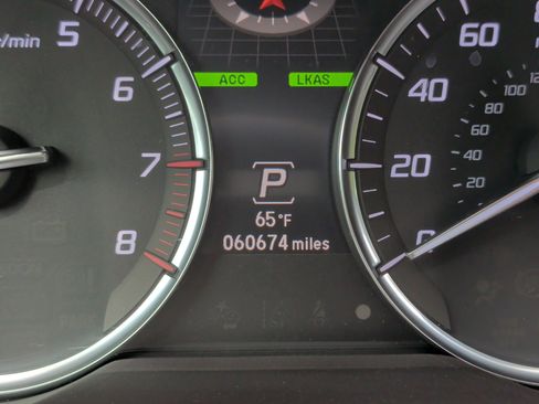 Used 2018 Acura TLX w/ Technology Package image 14