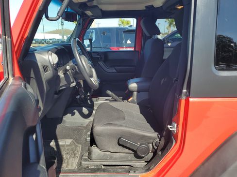 Used 2017 Jeep Wrangler Sport image 11