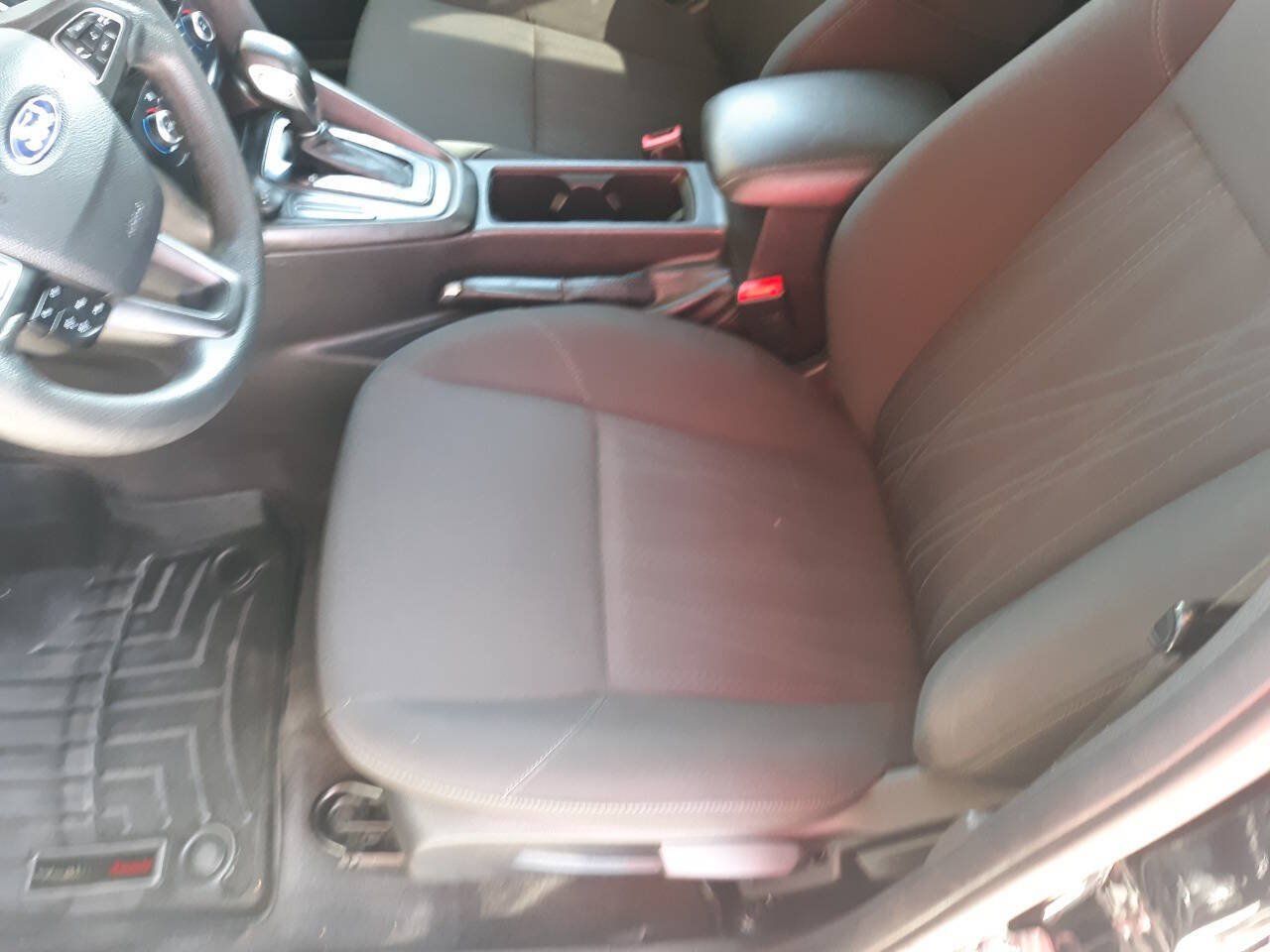 Used 2018 Ford Focus SEL FWD image 19