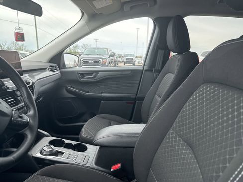 Used 2024 Ford Escape Active AWD/4WD image 29