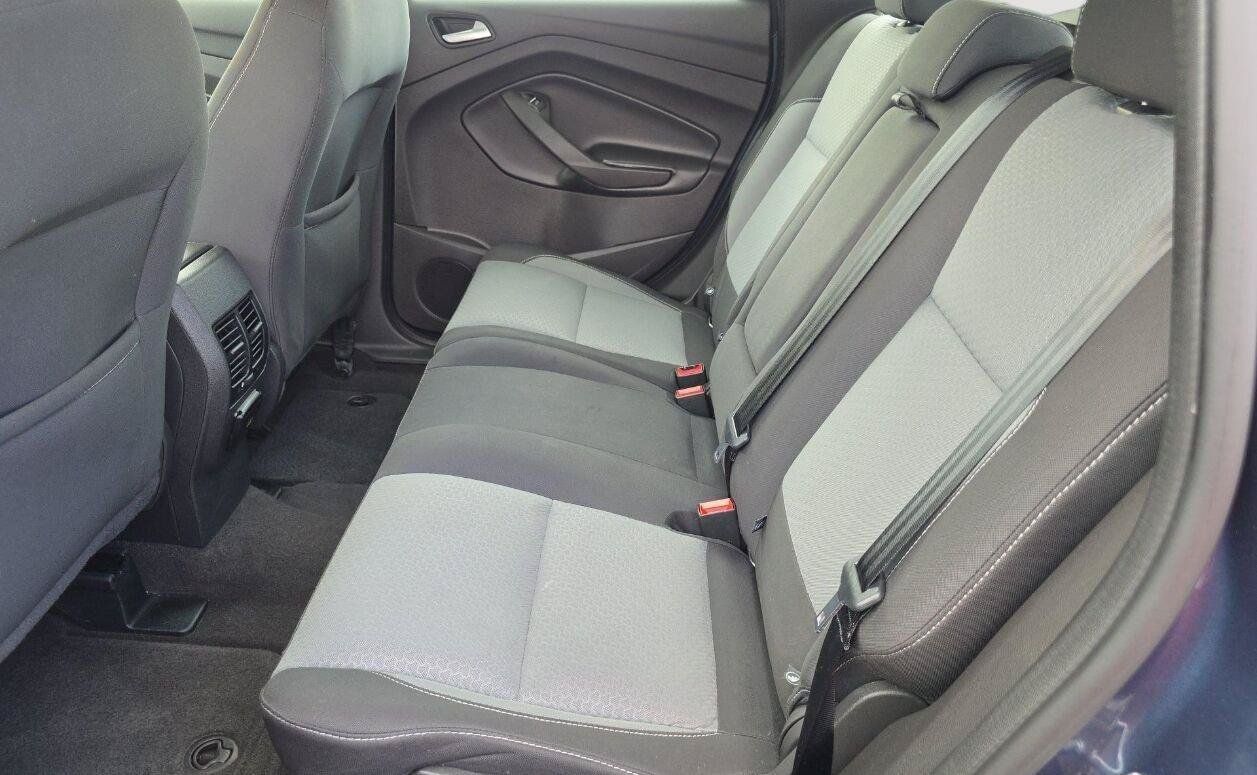 Used 2018 Ford C-MAX SE w/ Equipment Group 201A FWD image 5