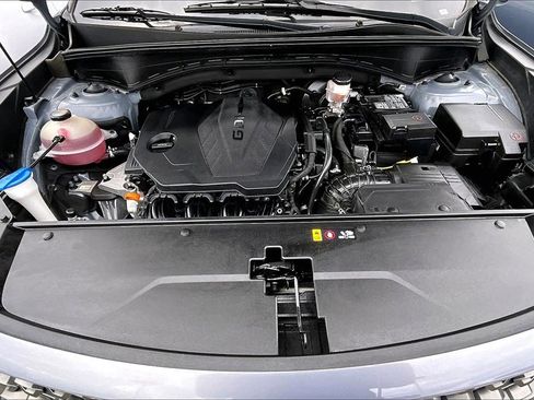 Certified 2022 Kia Sorento S w/ Panoramic Sunroof Package image 9