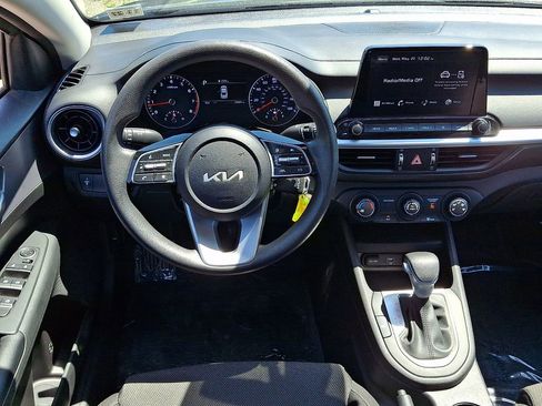 Certified 2023 Kia Forte LXS FWD image 12