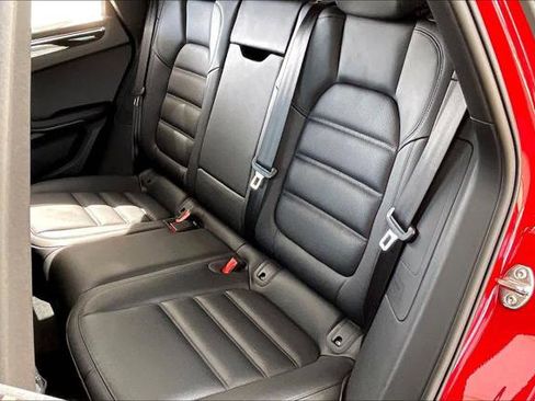 Used 2025 Porsche Macan S AWD/4WD image 21