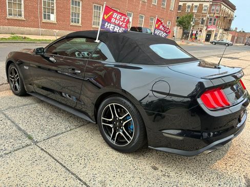 Used 2019 Ford Mustang GT Premium RWD image 5