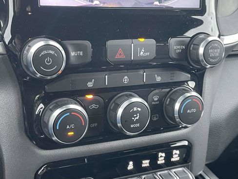 Certified 2022 RAM 1500 Big Horn AWD/4WD image 10