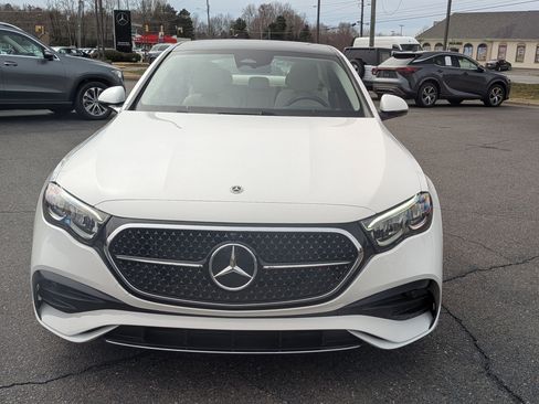 Used 2025 Mercedes-Benz E 450 4MATIC Sedan image 8
