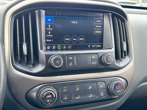 Used 2022 Chevrolet Colorado Z71 AWD/4WD image 21