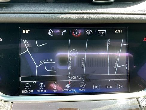 Used 2017 Cadillac XT5 Luxury w/ Driver Awareness Package AWD/4WD image 29