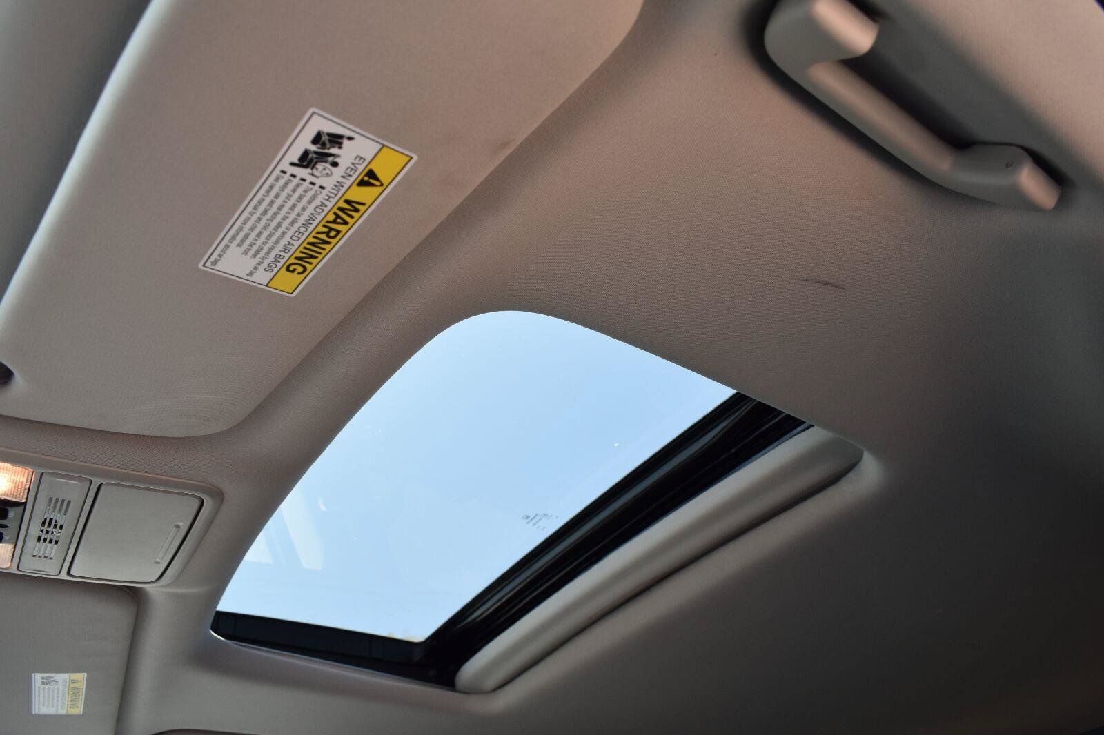 Used 2025 Honda Odyssey EX-L image 11