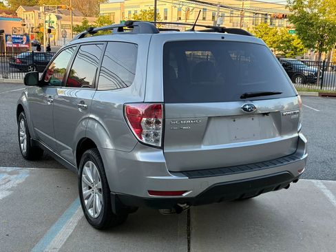 Used 2011 Subaru Forester 2.5X Limited AWD/4WD image 7
