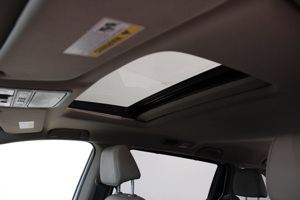 Used 2023 Honda Odyssey EX-L image 26
