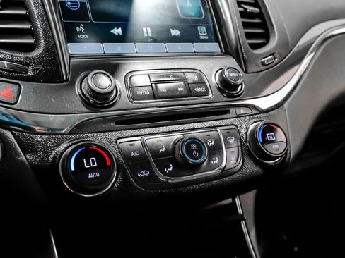 Used 2015 Chevrolet Impala LTZ image 28