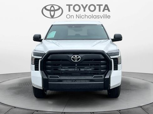 Used 2025 Toyota Tundra SR w/ SR Tow Package AWD/4WD image 8
