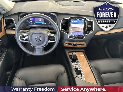 Used 2024 Volvo XC90 B6 Plus w/ Protection Package Premier AWD/4WD image 15
