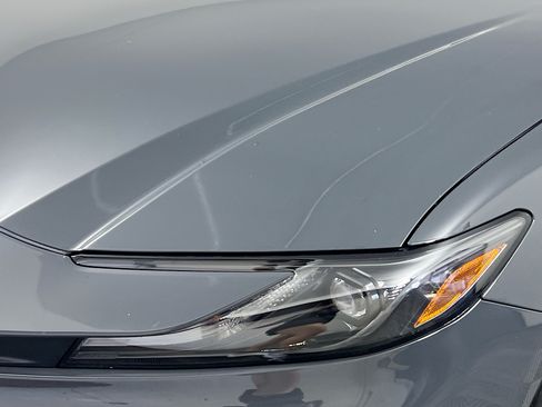 Used 2026 Toyota Camry SE FWD image 11