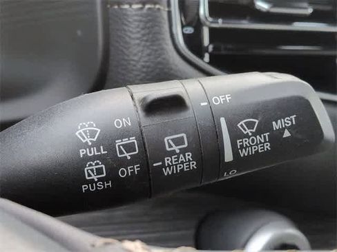 Used 2024 Jeep Wagoneer Series III image 26